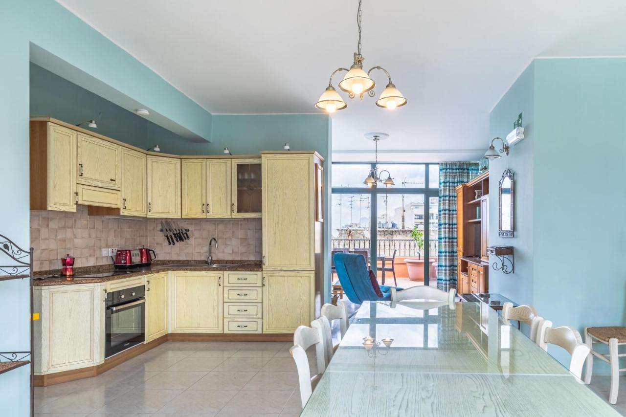 Fantastic 3 Bedroom Duplex Penthouse With Terrace Сліма Екстер'єр фото