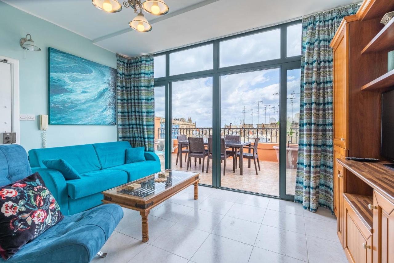 Fantastic 3 Bedroom Duplex Penthouse With Terrace Сліма Екстер'єр фото